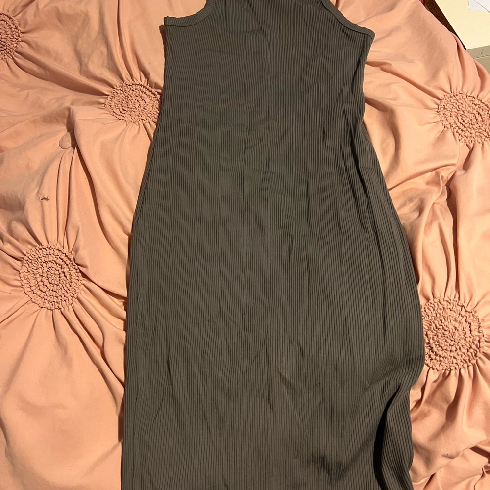 Elegant Sleeveless Gray Maxi Dress